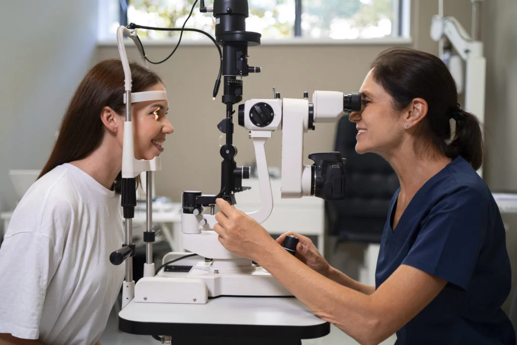 Benefits of Seeing an Optometrist First